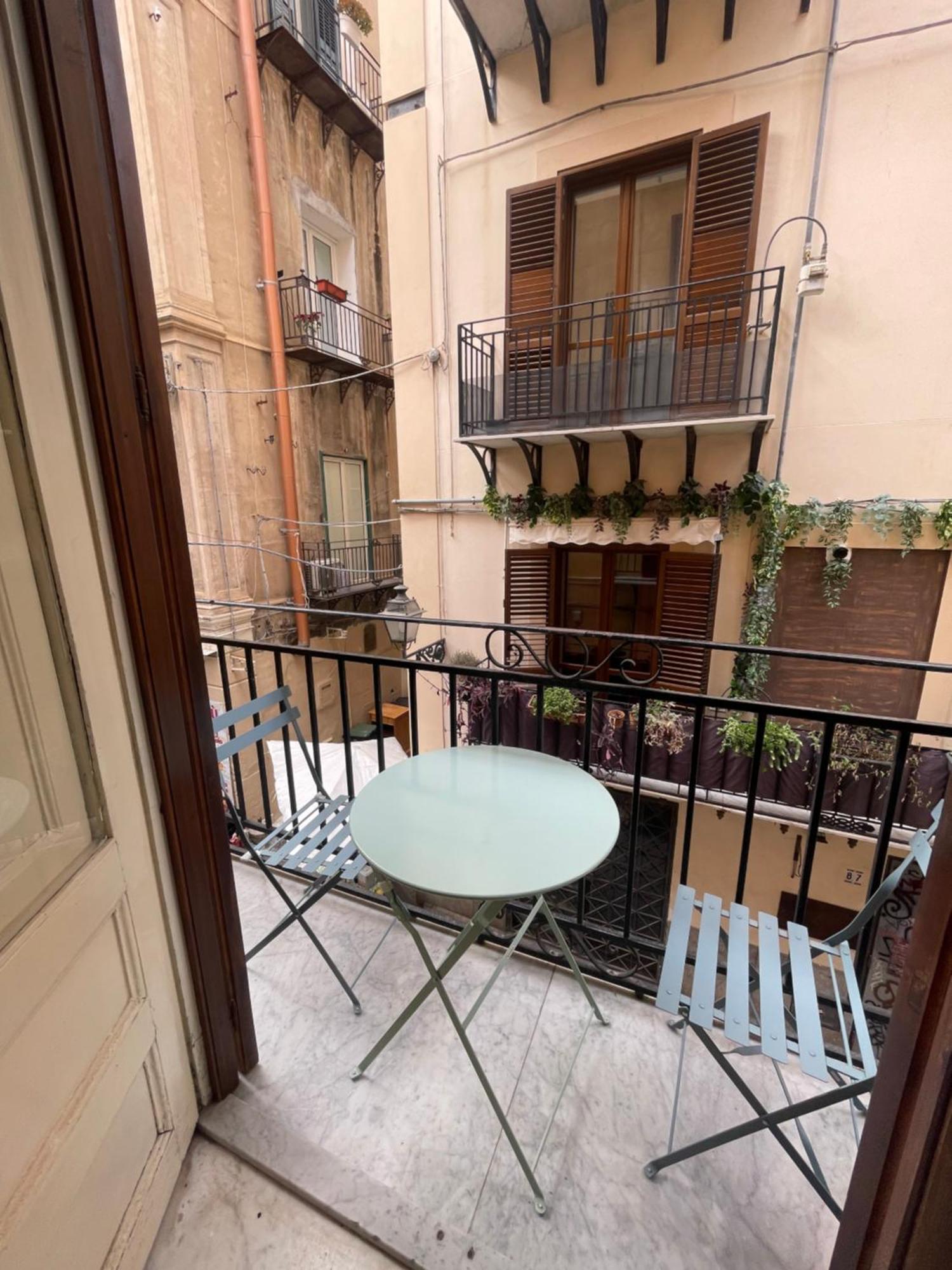 Le Colonne Del Massimo - Apartment In Front Of Massimo Theatre Palermo Zewnętrze zdjęcie